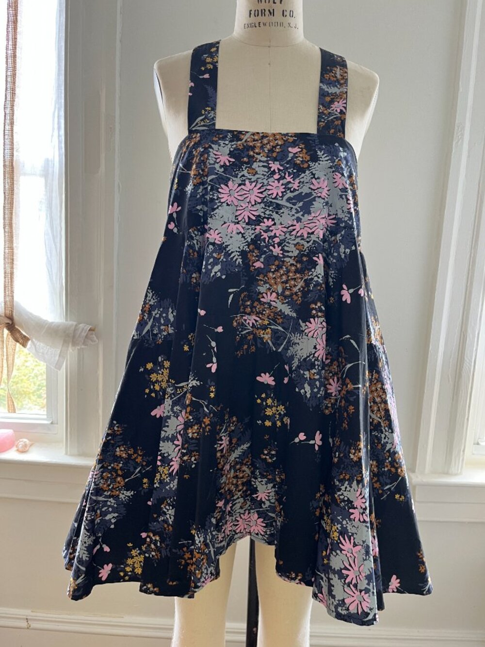 Easy fit FREE PEOPLE flower printed SUMMER DRESS black base size S/P